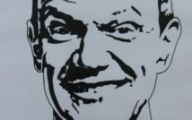 Portret uśmiechniętego mężczyzny.